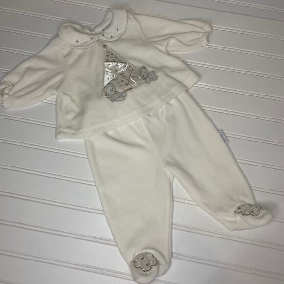 Vitamins Baby Girl Holiday Set 0-3 MONTHS - White Jacket & Footed Pants - Picture 1 of 6
